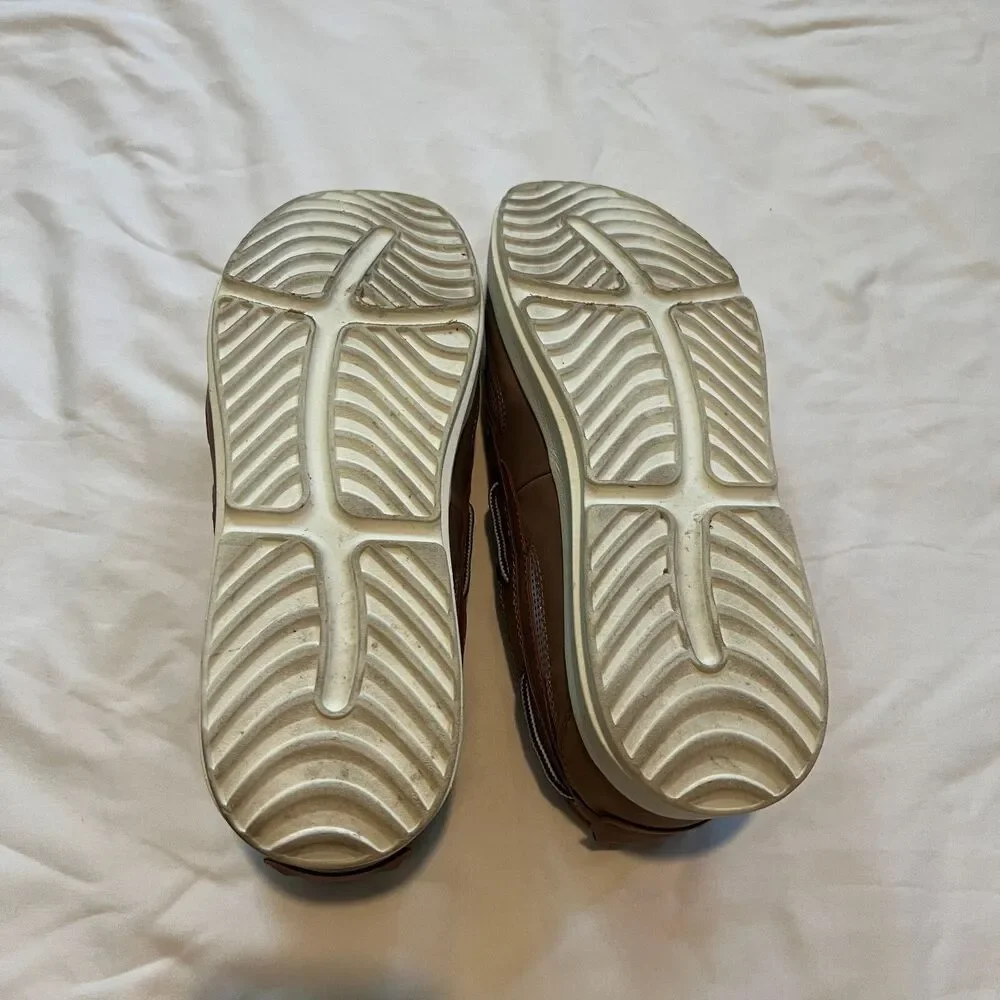 Island surf company brown loafers mens size 11 EUC